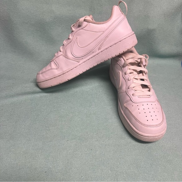 Nike unisex Court Borough Low 2 DV 5456-106 White Shoes Sneakers Size 5Y. - Picture 2 of 10